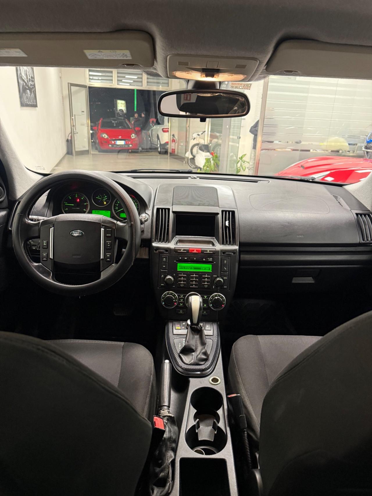 Land Rover Freelander 2.2 TD4 S.W. SE