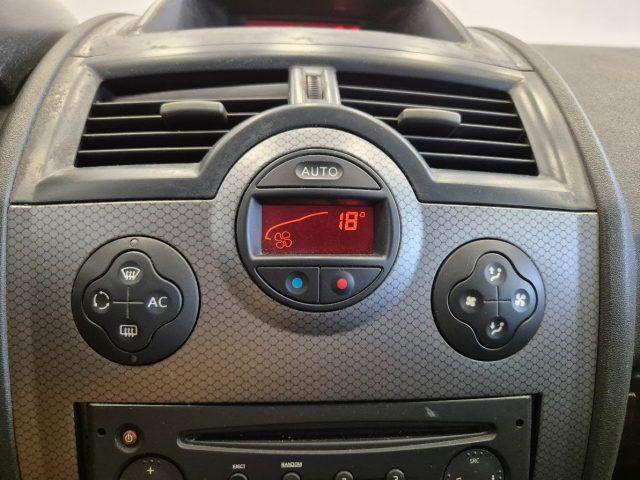 RENAULT Megane Mégane 1.6 16V 5p. - NEOP. - Lim. - Clima