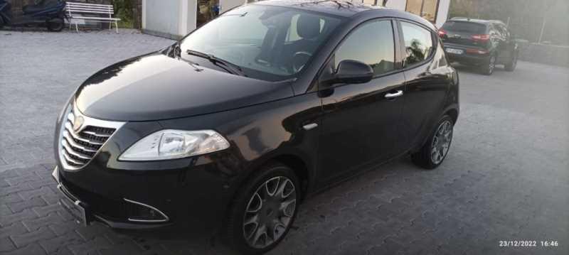 Lancia YPSILON 1.2 MT (69 cv) PLATINO