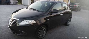 Lancia YPSILON 1.2 MT (69 cv) PLATINO