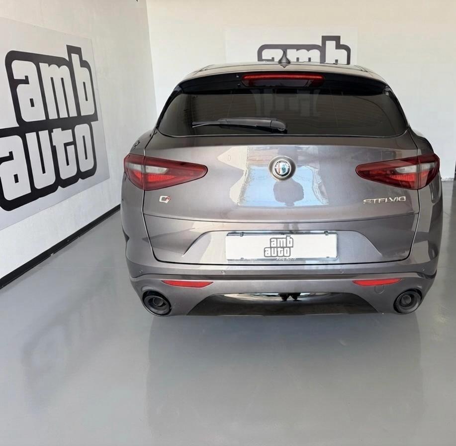 Alfa Romeo Stelvio 2.2 210 CV AT8 Q4 Ti