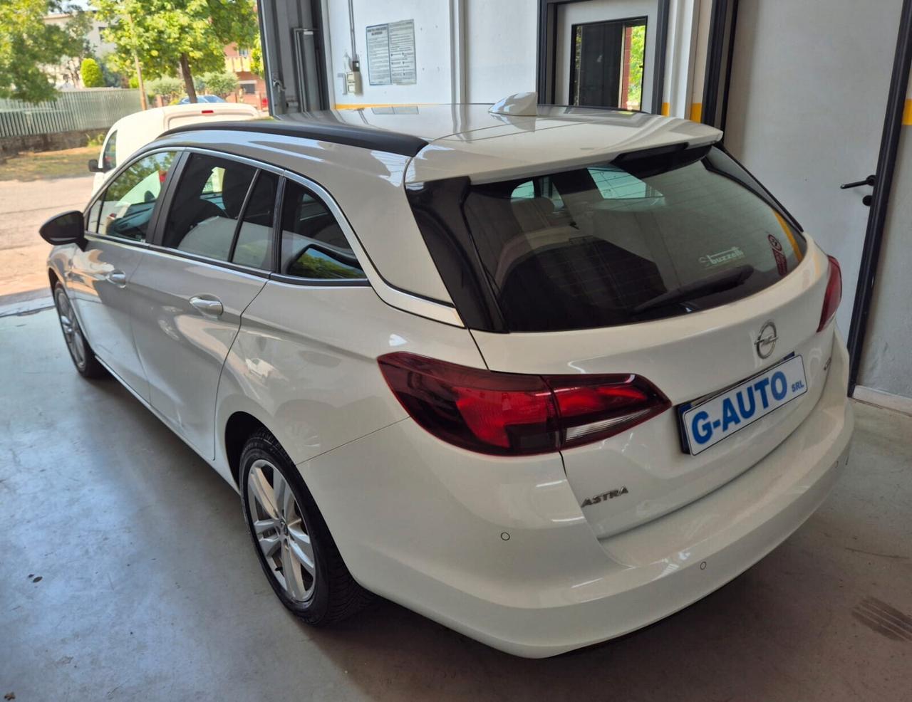Opel Astra 1.6 CDTi 110CV Start&Stop Sports Tourer Business