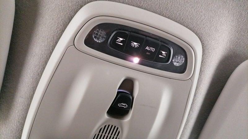 Volvo XC40 1.5 t3 Momentum Pro 163cv auto my21