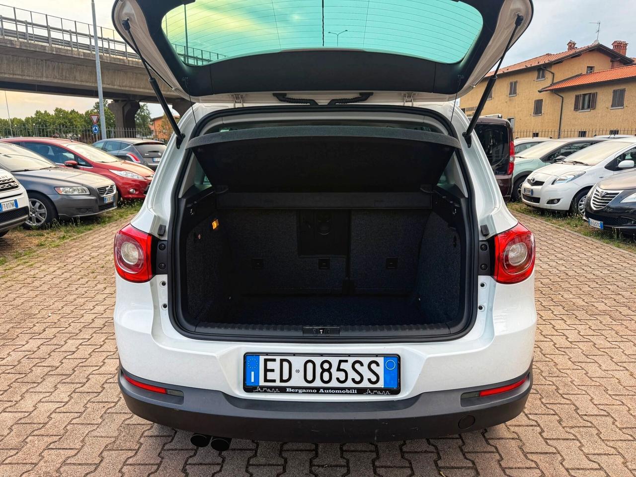Volkswagen Tiguan 2.0 TDI DPF 4MOTION DSG Sport & Style