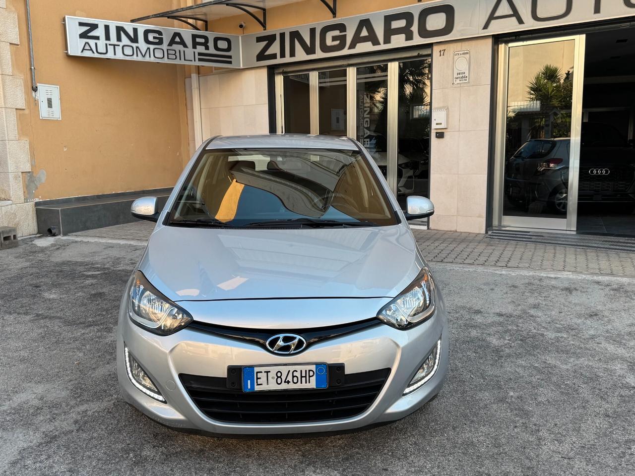 HYUNDAI I20 1.1 CRDI 75 CV. E5 SOUND EDITION PERFETTA