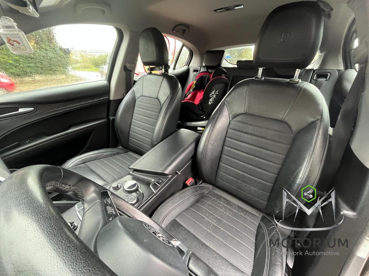 Alfa Romeo Stelvio 2.2 t Executive Q4 210cv auto