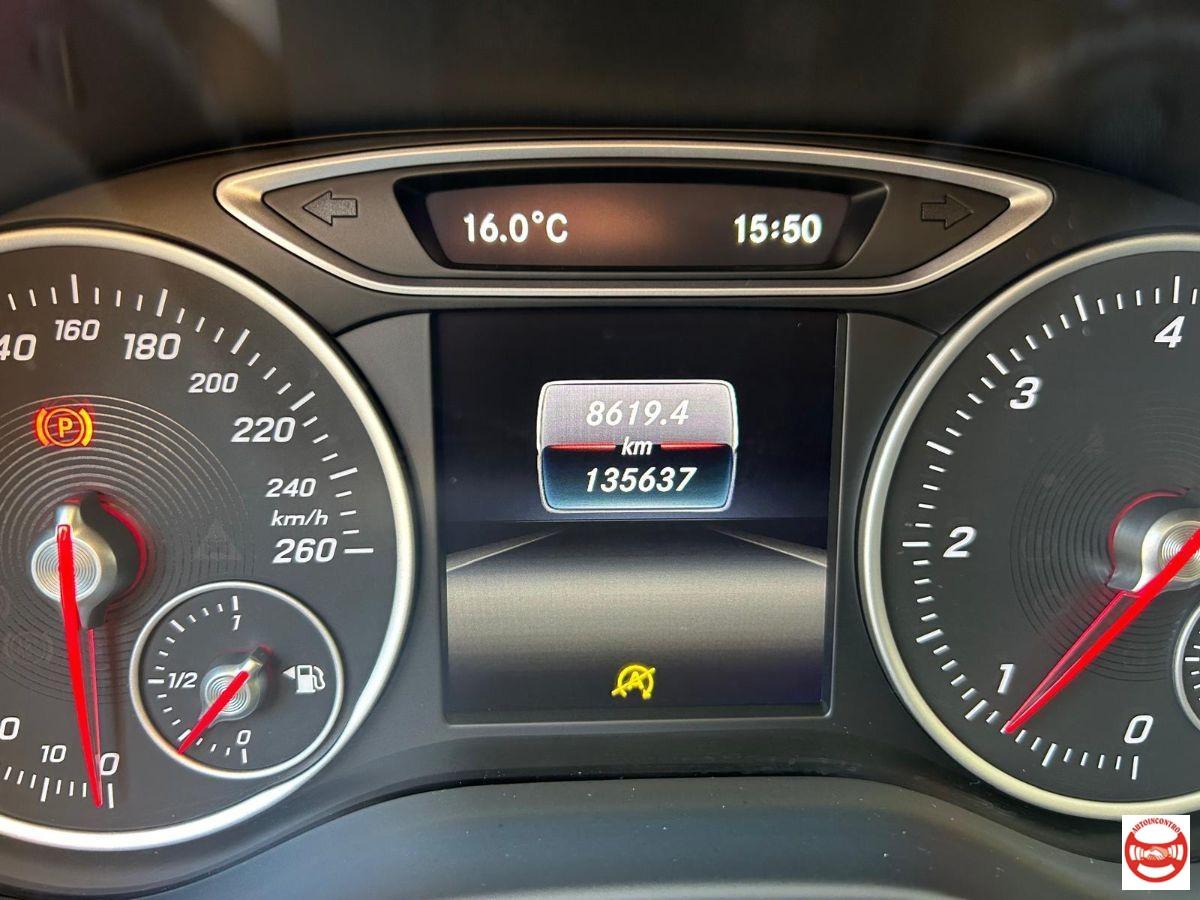 MERCEDES - Classe GLA - GLA 180 d Premium