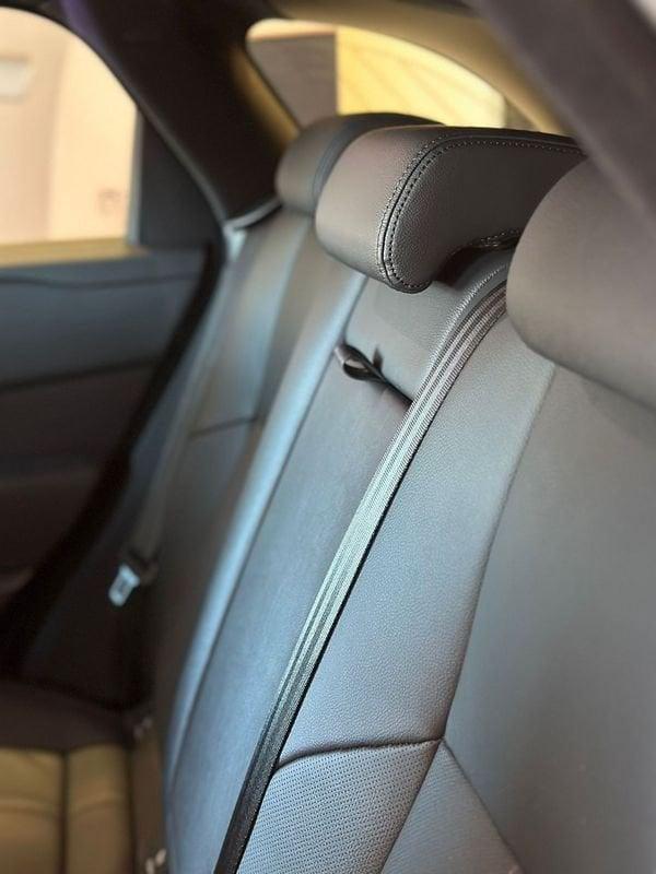 Land Rover Range Rover Velar S D200 AWD Auto