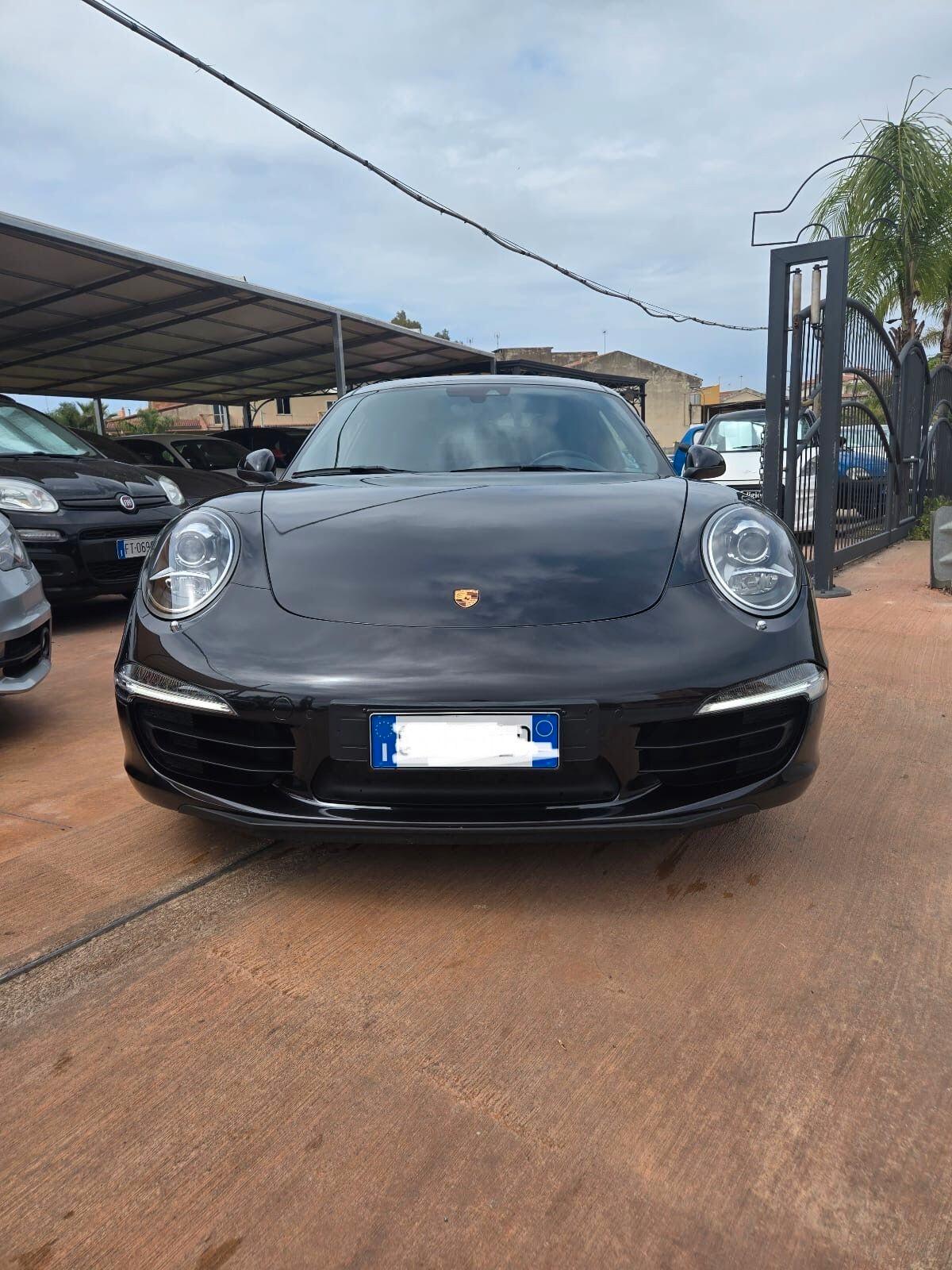 Porsche 911 3.8 Carrera 4S Coupé