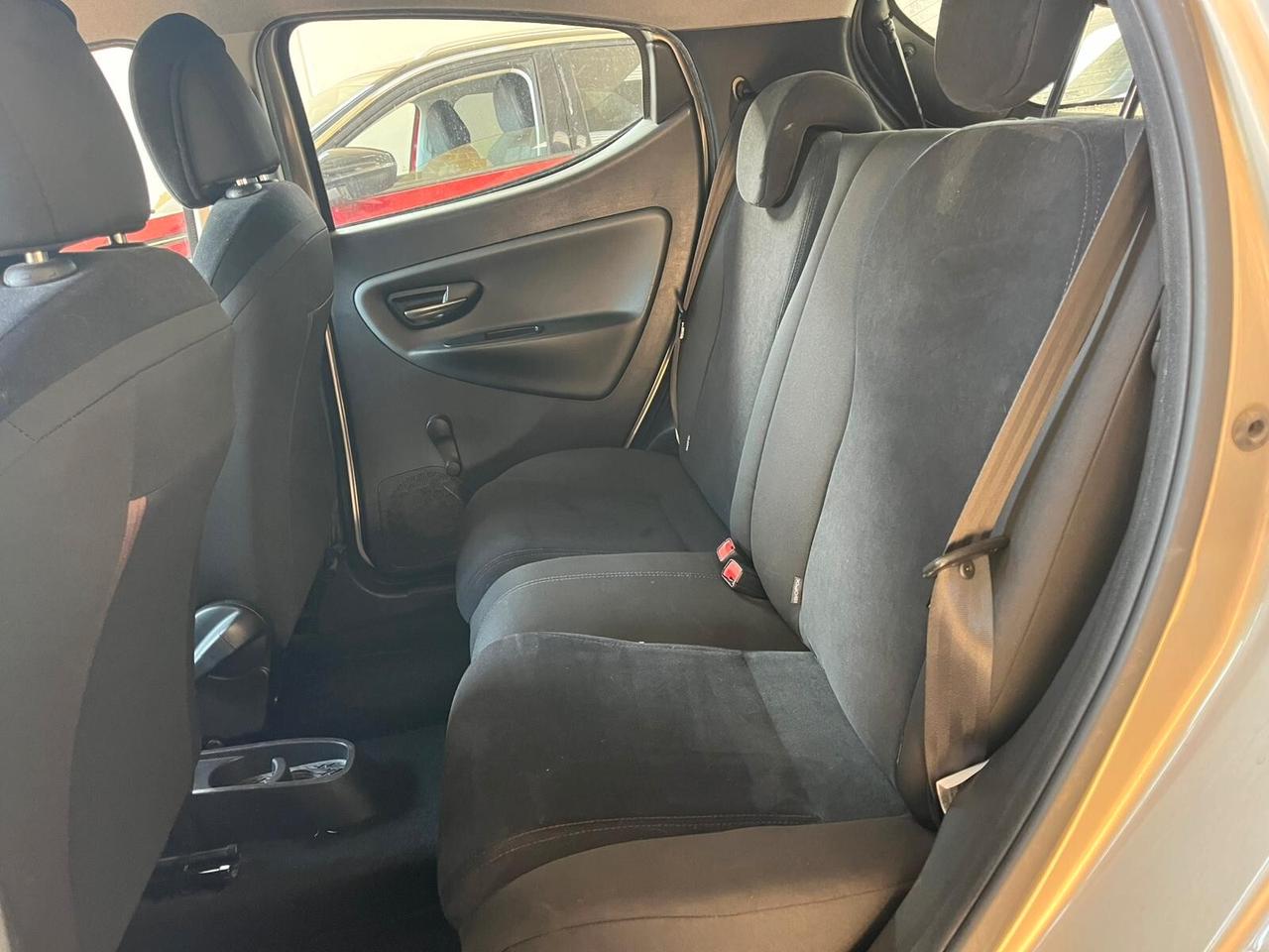 Lancia Ypsilon 1.2 69 CV 5 porte Gold
