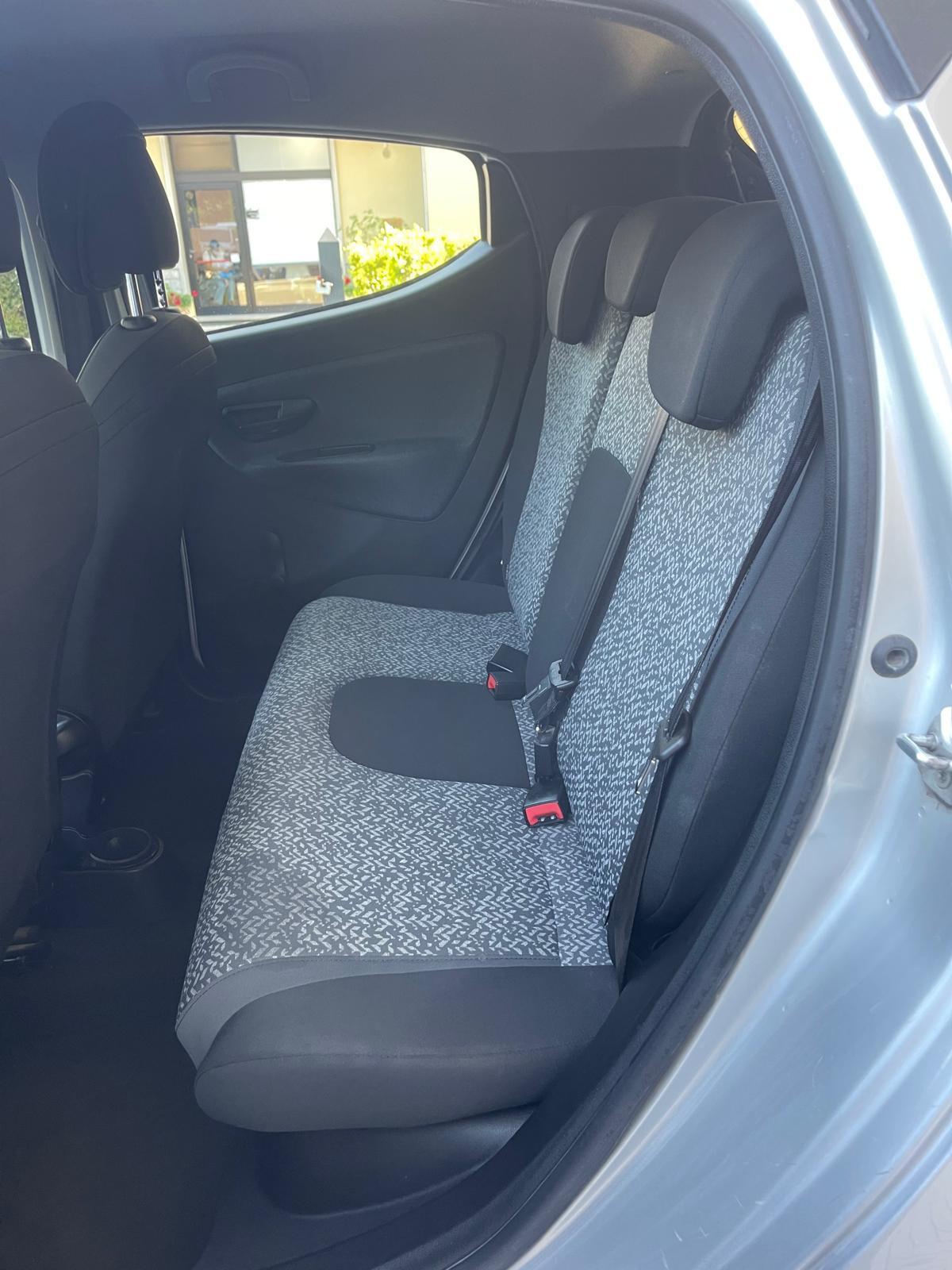 Lancia Ypsilon 1.2 69 CV 5 porte GPL Ecochic Elefantino Blu