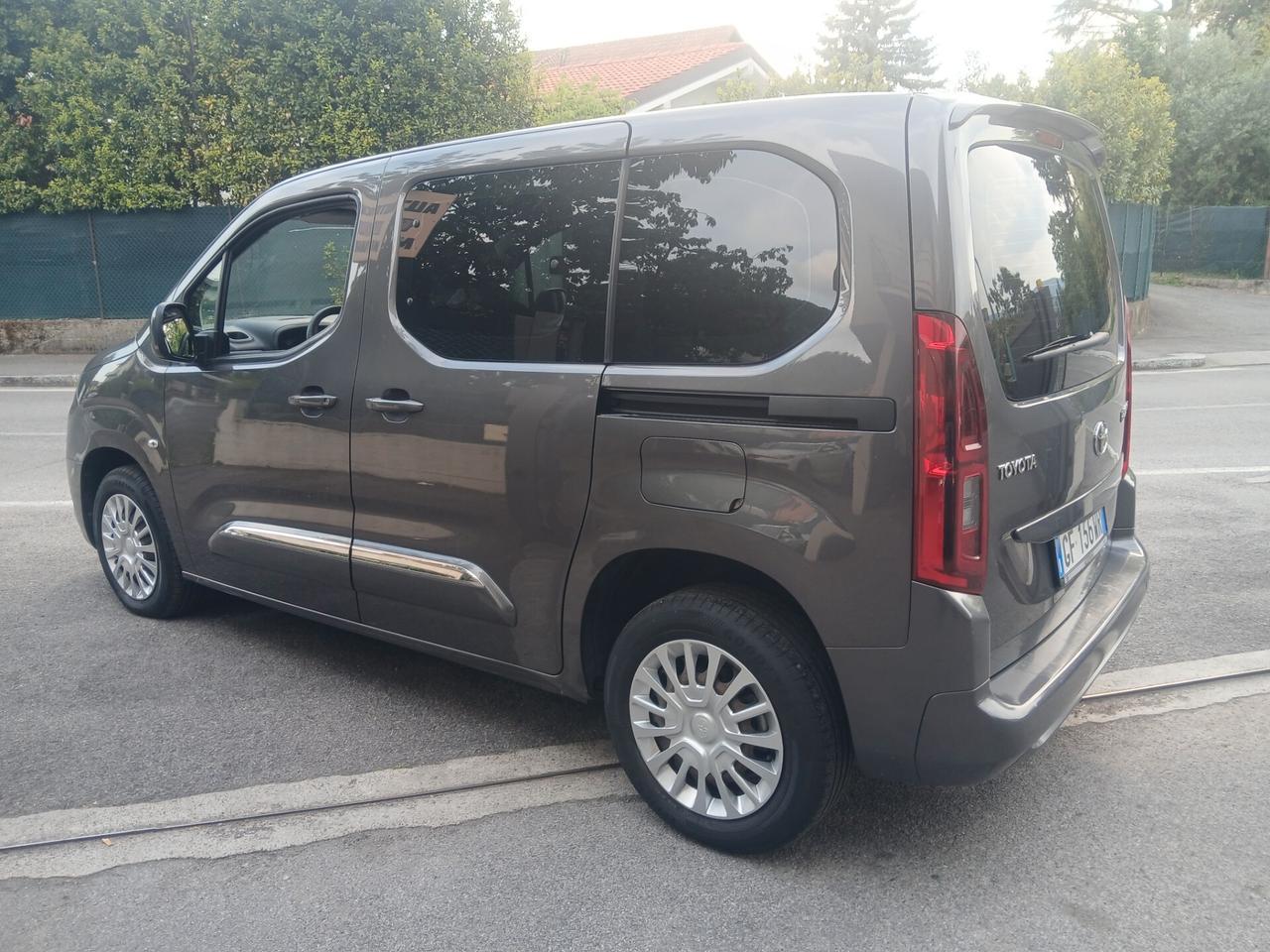 Toyota Proace City Verso 1.5D 100 CV S&S Short D Lounge ANNO 2021