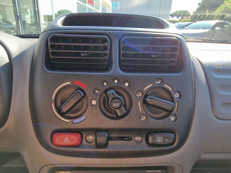Suzuki Ignis Ignis 1.3i 16V cat 4WD