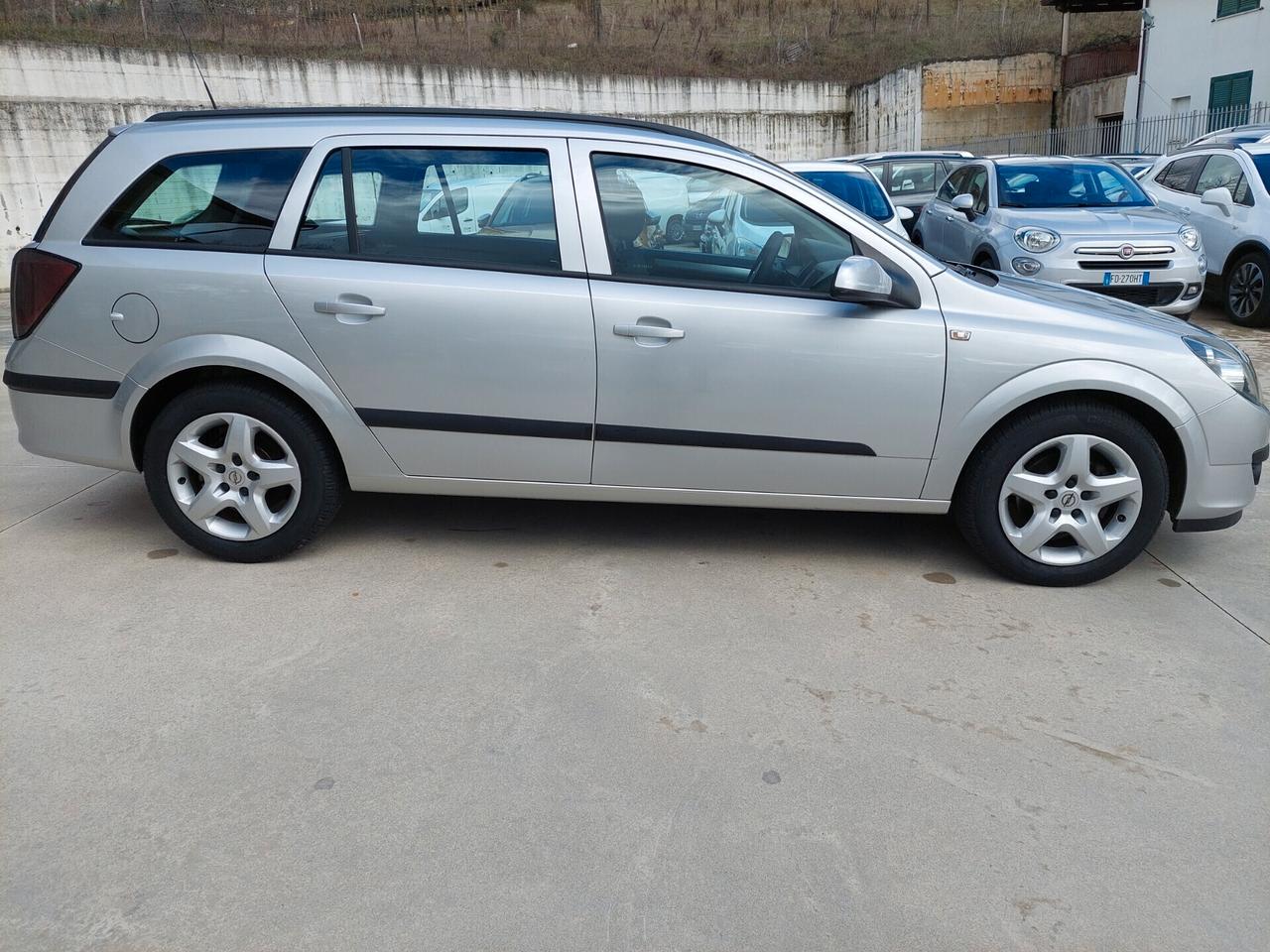 Opel Astra SW 1.7 CDTI 101CV 5 porte Enjoy