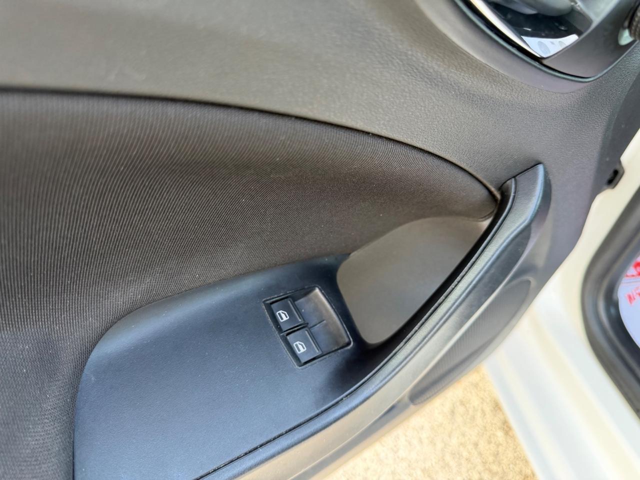 SEAT IBIZA 1.4 TDI 105 CV FR COUPE FULL LED MY16