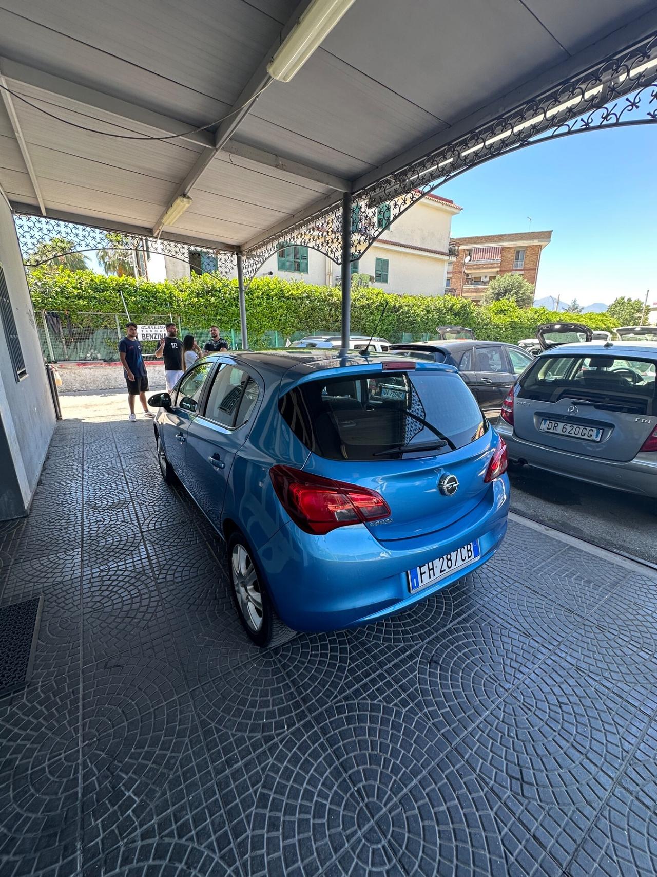 Opel Corsa 1.4 90CV GPL Tech 5 porte b-Color