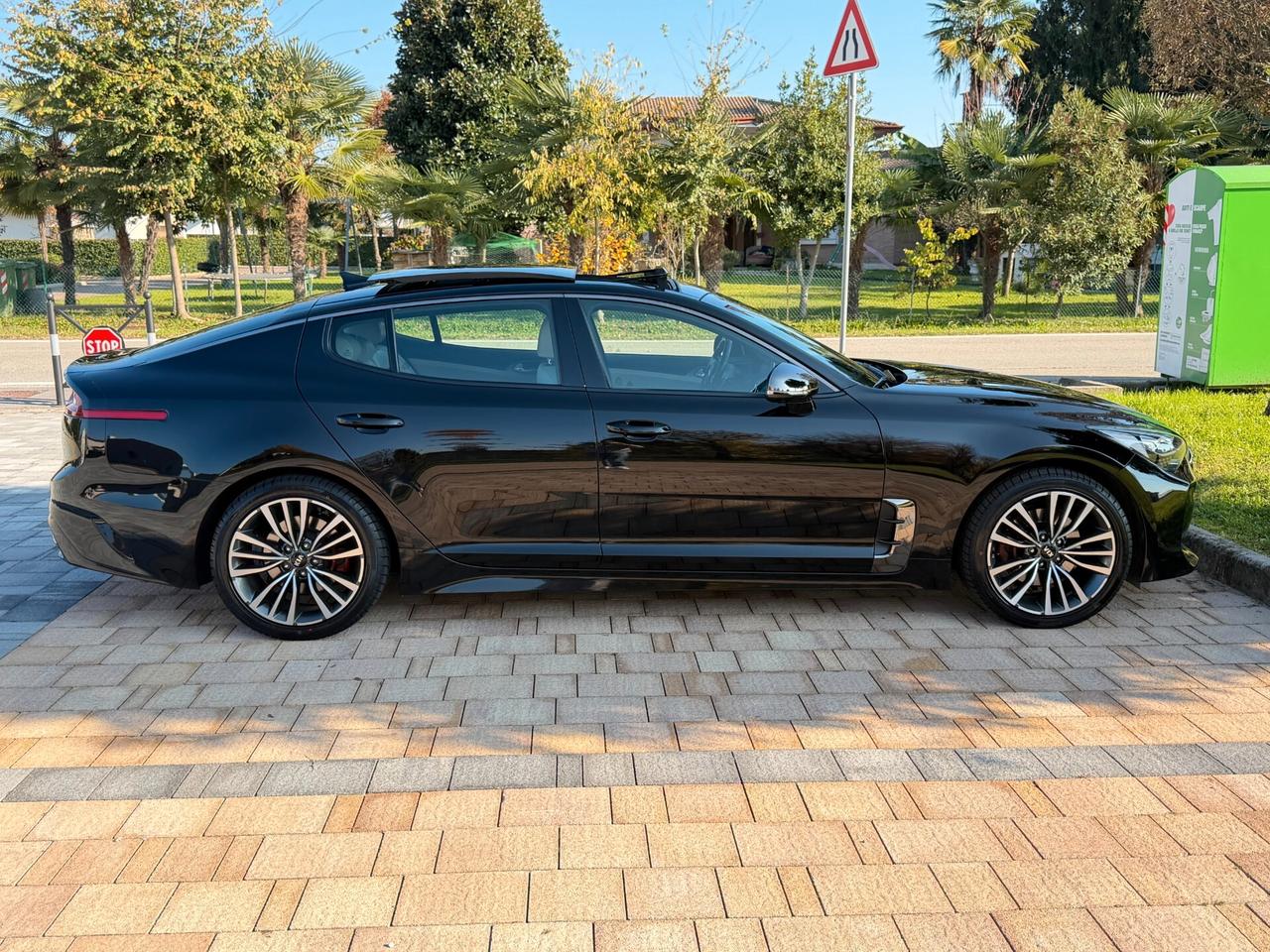 Kia Stinger 2.2 CRDi RWD AT8 GT Line
