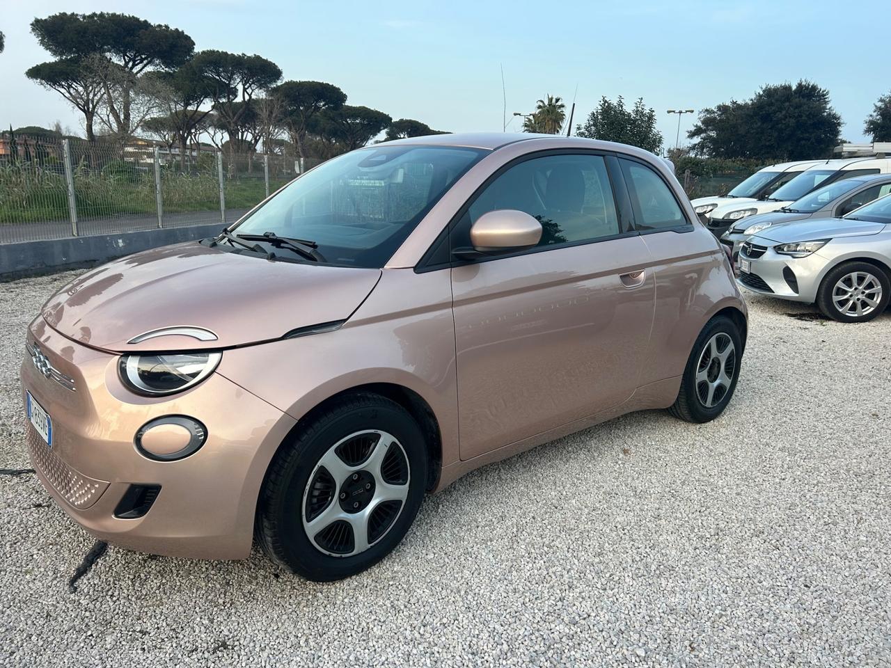 Fiat 500 500e 3+1 42 kWh Passion