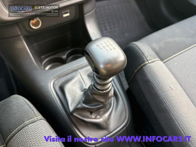 CITROEN C3 BlueHDi 100 CV Feel - Autocarro 4 posti