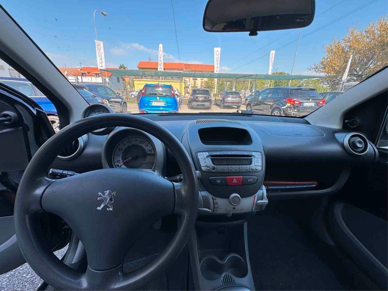 Peugeot 107 1.0 68CV 3p. Sweet Years 2Tronic