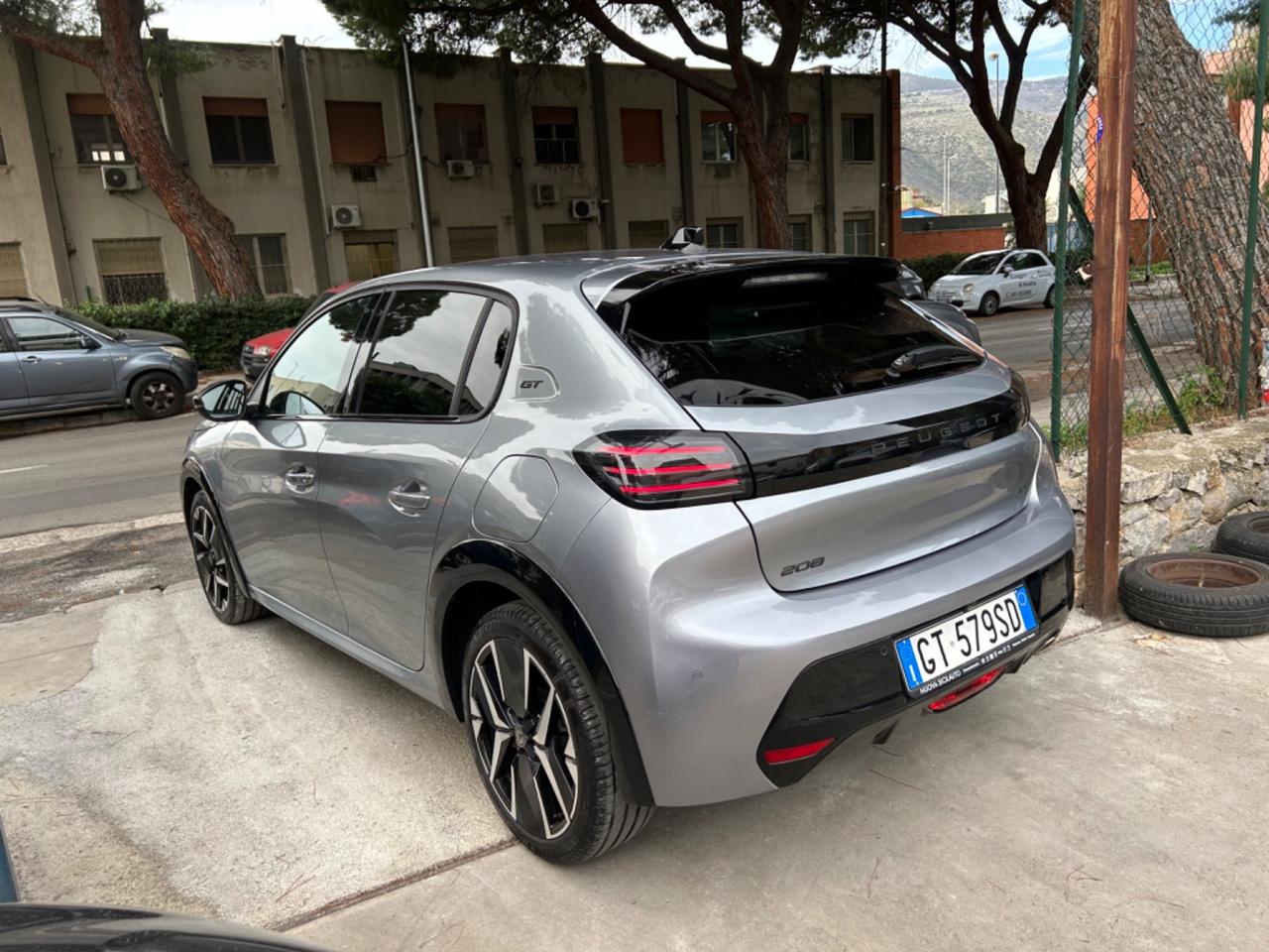 Peugeot 208 100 Stop&Start GT LINE