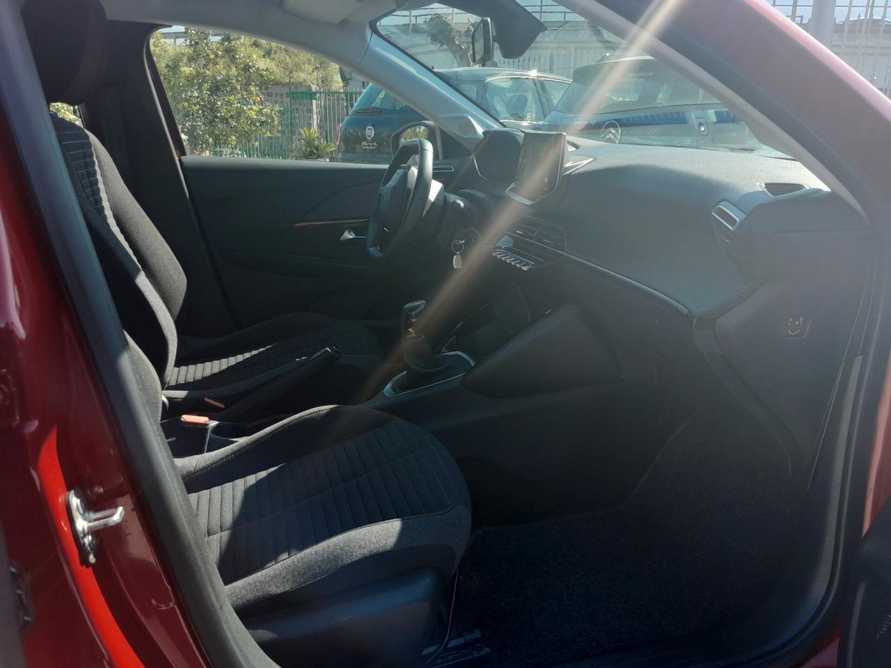 Peugeot 208 PureTech 75 Stop&Start 5 porte Like