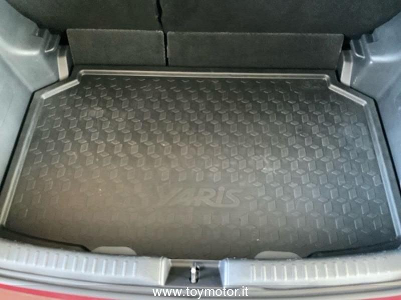 Toyota Yaris 4ª serie 1.5 Hybrid 5 porte Style