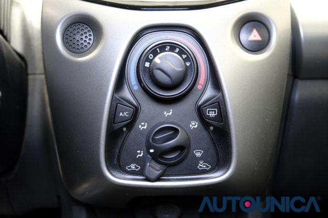 PEUGEOT 108 VTi 68 ETG 5 PORTE AUTOMATICA NEOPATENTATI