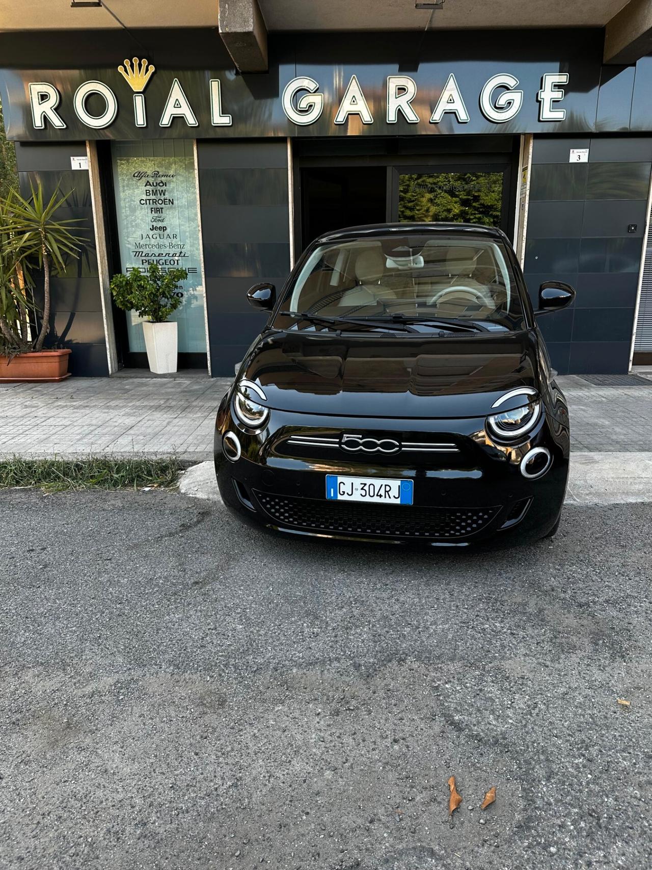 Fiat 500 500e 3+1 42 kWh La Prima