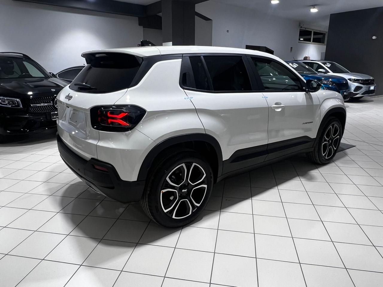 Jeep Avenger 1.2 Turbo 100 CV Summit