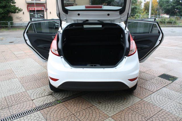 FORD Fiesta 1.2 82CV 5 porte Black & White Edition