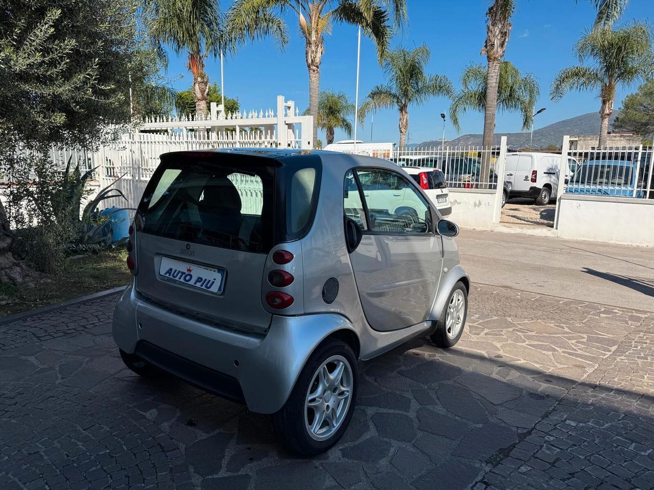 Smart 700 city-coupé pulse