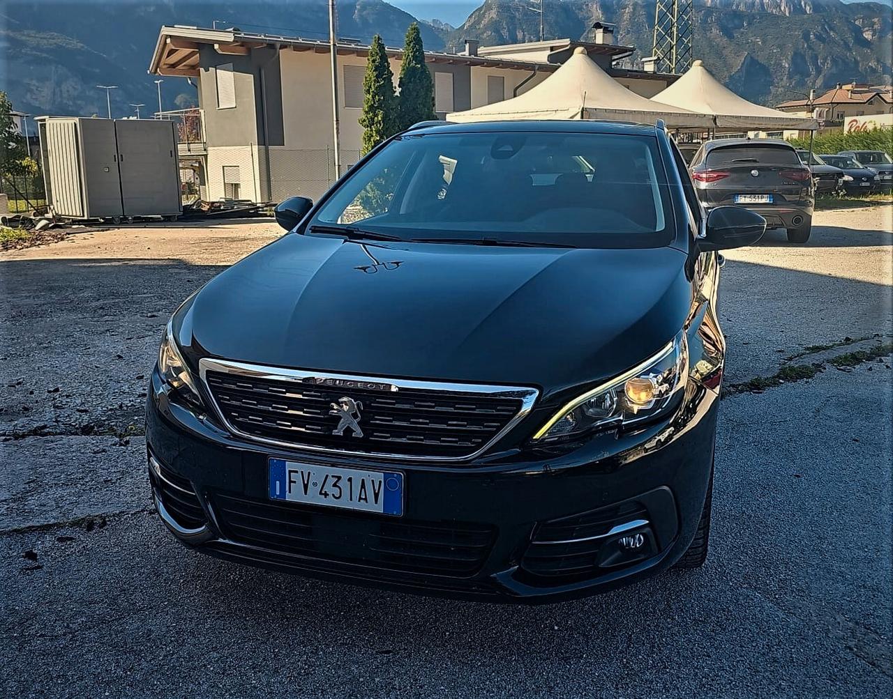 Peugeot 308 BlueHDi 130 S&S EAT8 SW Allure Pack