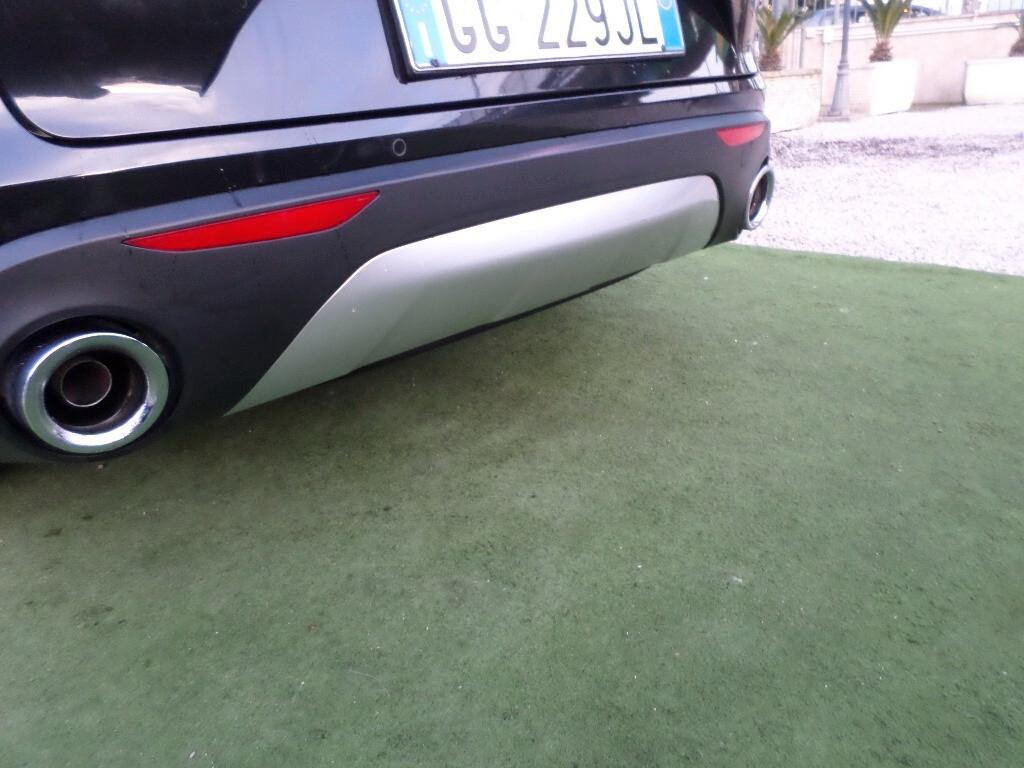 Alfa Romeo Stelvio 2.2 Turbodiesel 160 CV AT8 RWD Rosso Edizione