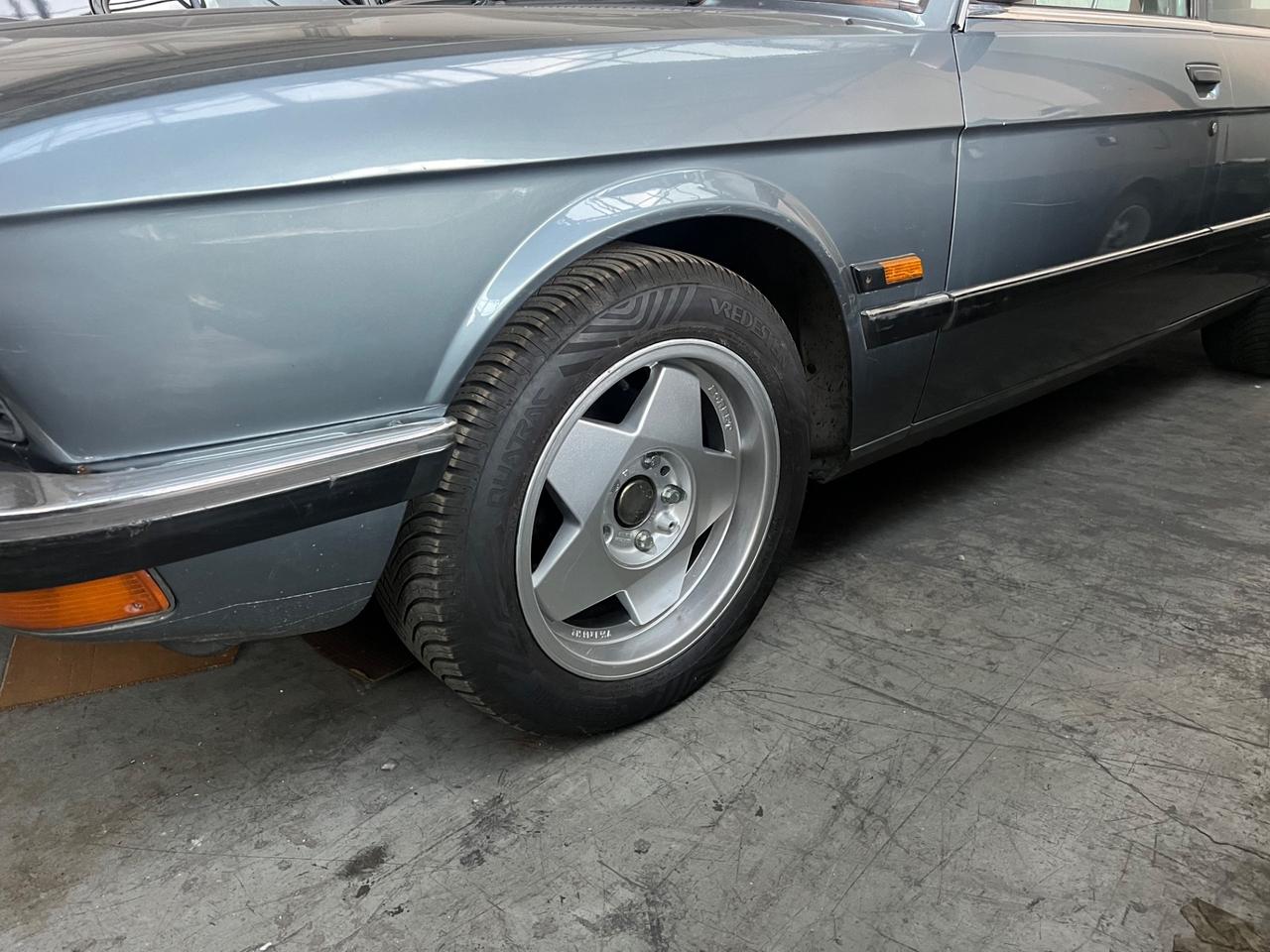 Bmw 520 i modello e28
