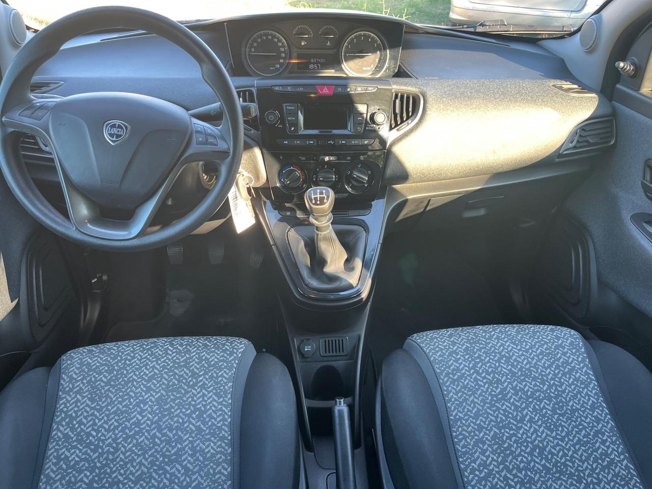 Lancia Ypsilon 1.2 69 CV 5 porte GPL Ecochic Gold