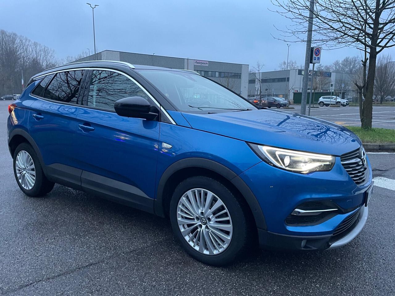 Opel Grandland X 1.6 diesel Ecotec*Automatik*Navi*Neopatnetati*