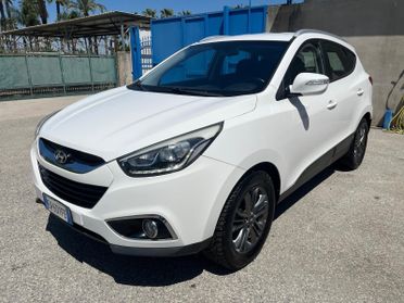 Hyundai iX35-1.7 crdi- full-2014