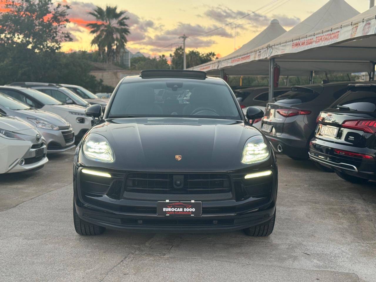 PORSCHE MACAN FULL BLACK ( IVA ESPOSTA )