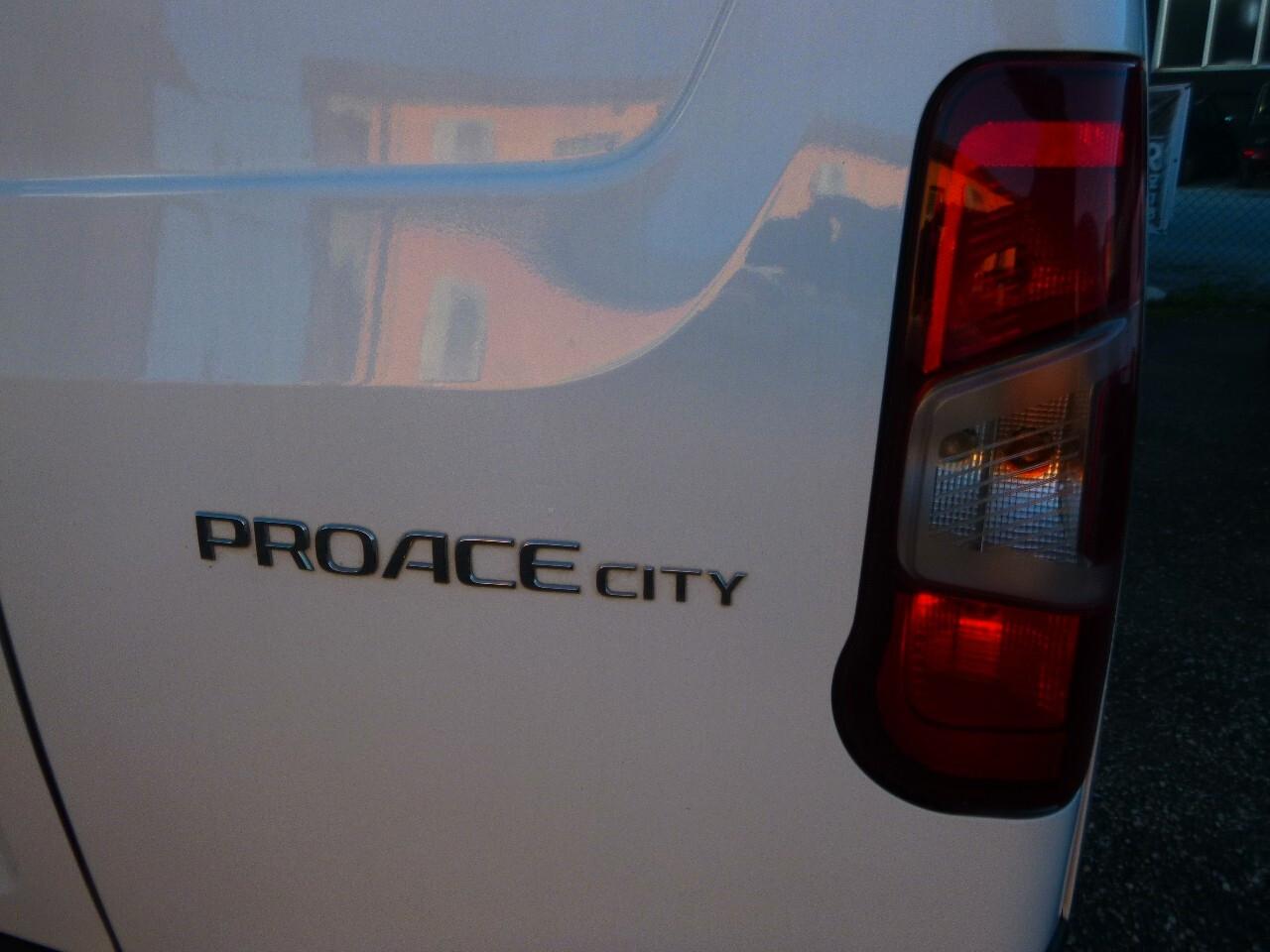 Toyota Proace City 1.5D 75 CV S&S PC 4p. Ground 13500€+IVA