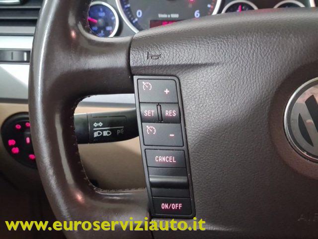 VOLKSWAGEN Touareg 3.0 V6 TDI DPF tiptronic Exclusive