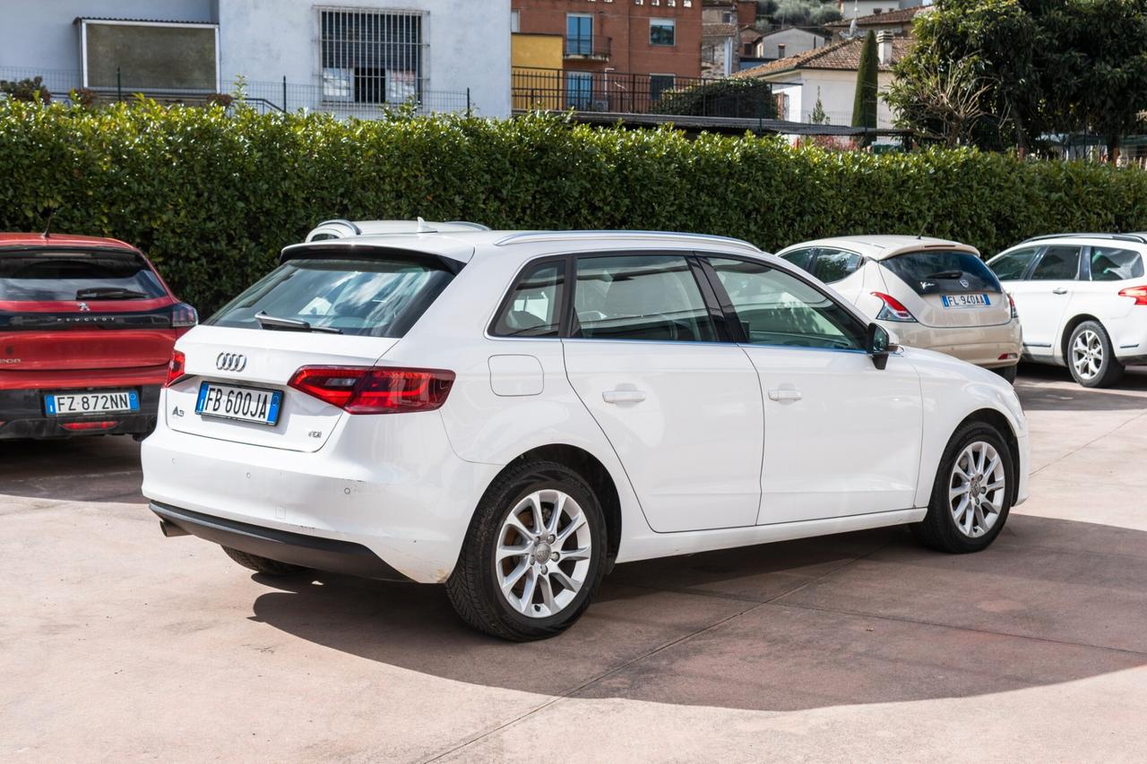 Audi A3 1.6 TDI clean diesel Attraction