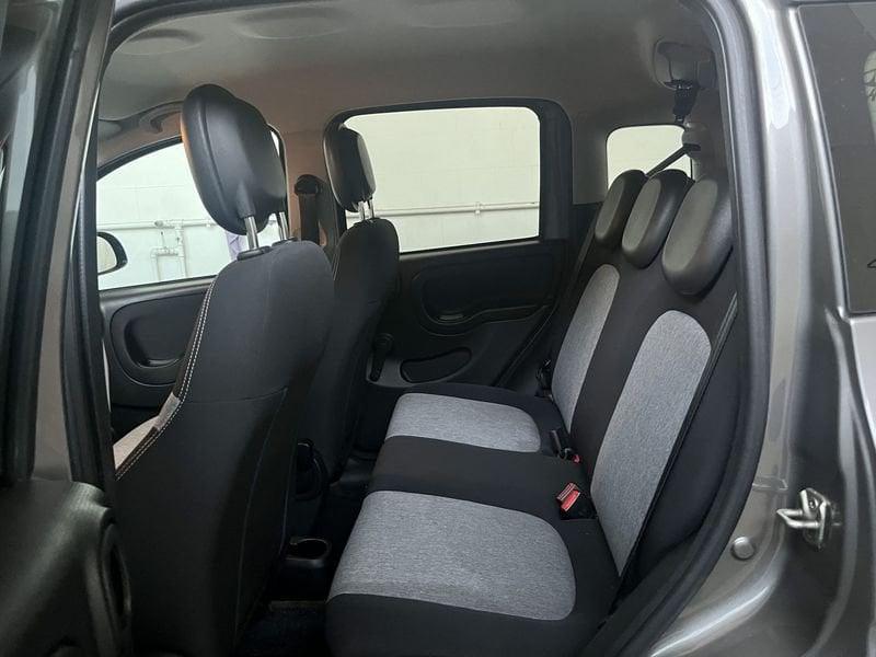 FIAT Panda Panda 0.9 t.air t. natural power Easy 70cv TUA 89,00 AL MESE