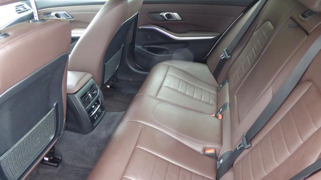 BMW 318 d Touring Luxury Automatico
