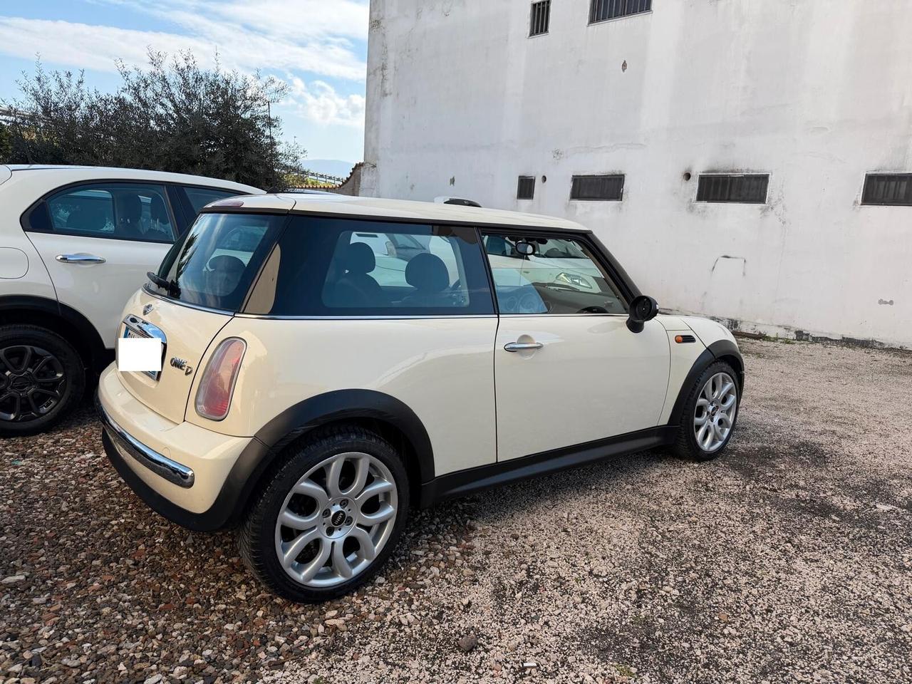 Mini 1.4 tdi One D de luxe-07/2004