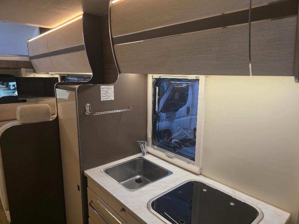 CAMPER RIMOR KATAMARANO SOUND