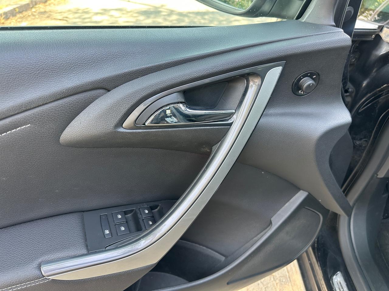 Opel Astra 1.7 CDTI 110CV (GARANZIA 24 MESI)