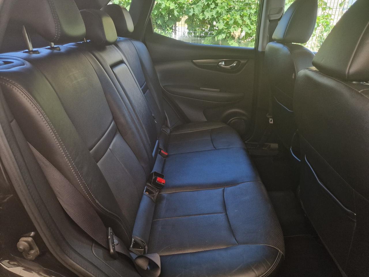 NISSAN QASHQAI 1.5 TEKNA AUTOCARRO