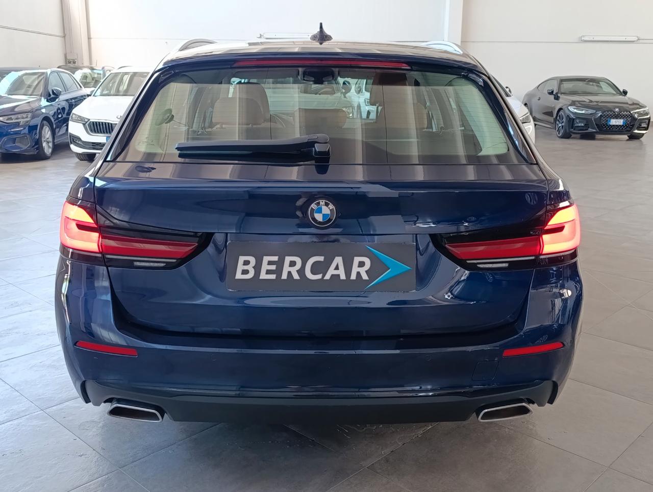 BMW 520 d Touring mhev 48V xdrive Business auto