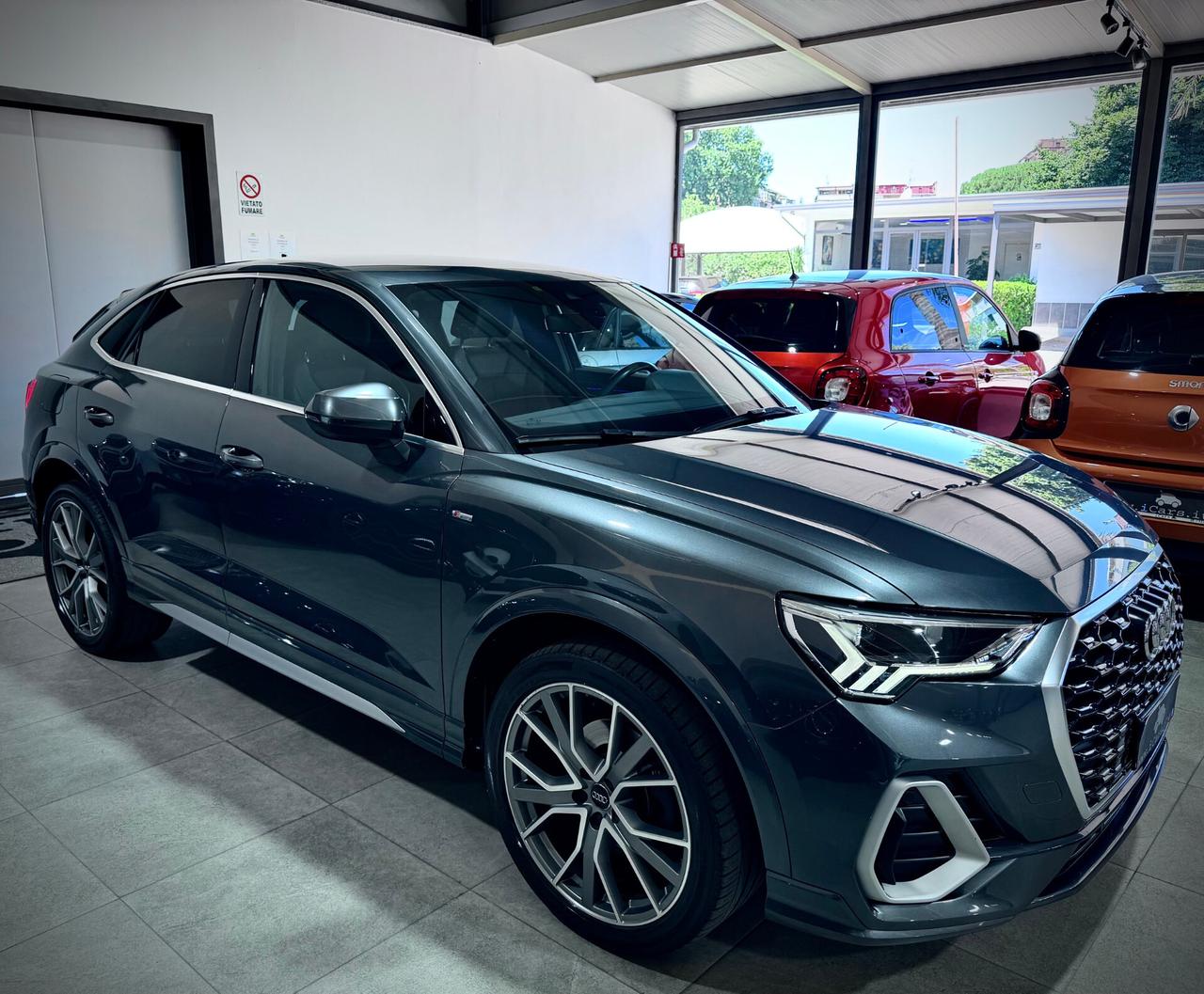 Audi Q3 SPBK 2.0 TDI 150CV S-Tronic S-Line